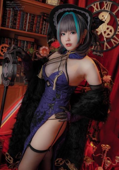 黑寡妇扮演者