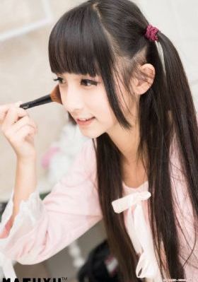 在世界尽头咏唱恋曲的少女