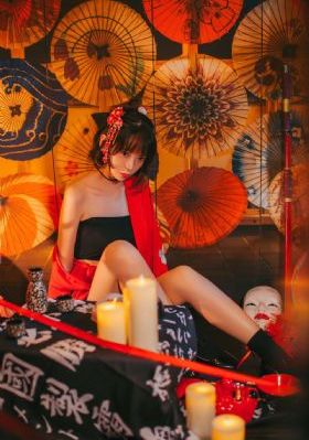 年轻的女老师